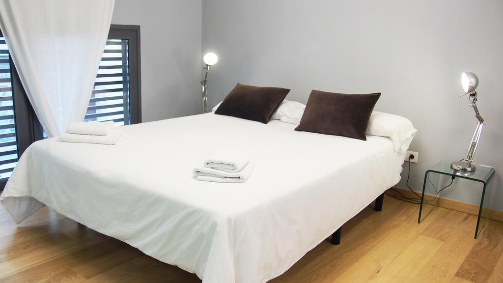 Apartment Barcelona Rentals - Gracia Pool Apartments Center Buitenkant foto